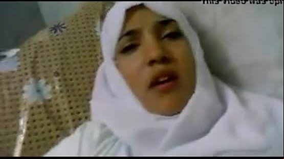 Egyption nurse fucked by doctor in hospital